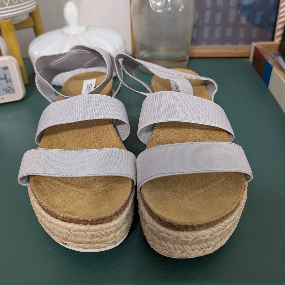 Steve Madden Light Gray Platform Sandals